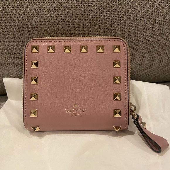 Valentino Garavani Handbags - New Valentino Garavani Pink Mauve Wallet with Gold Studs